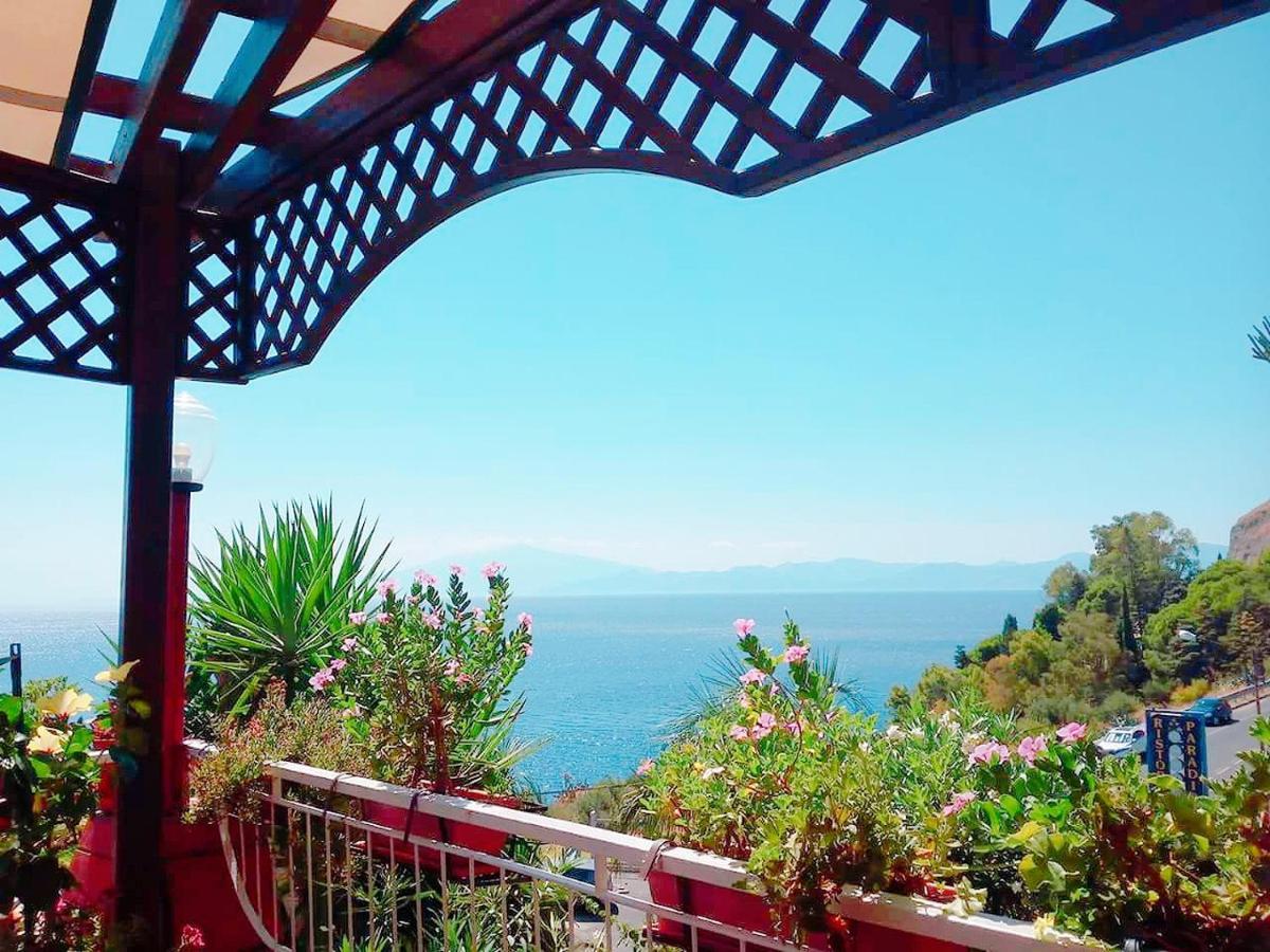 Paradiso Hotel Ristorante Riaci Capo Екстер'єр фото