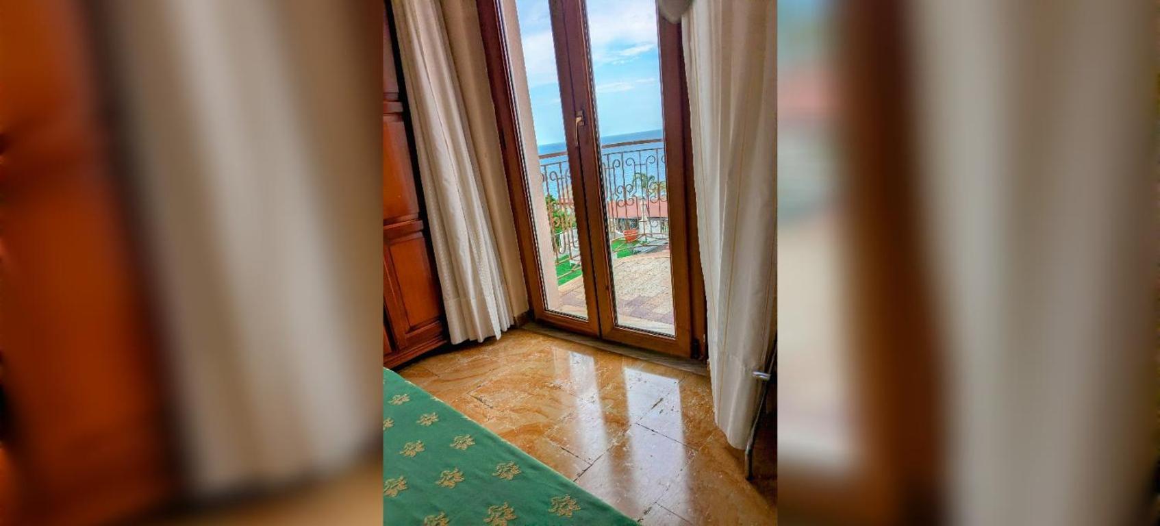 Paradiso Hotel Ristorante Riaci Capo Екстер'єр фото