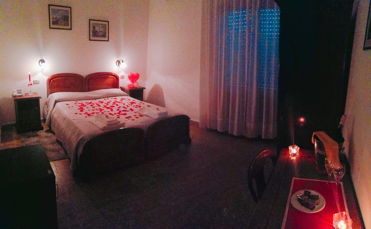 Paradiso Hotel Ristorante Riaci Capo Екстер'єр фото