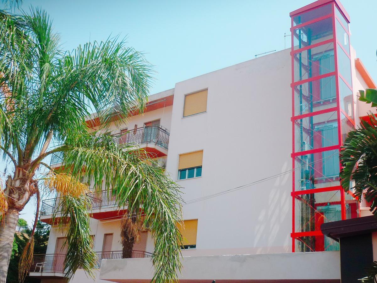 Paradiso Hotel Ristorante Riaci Capo Екстер'єр фото